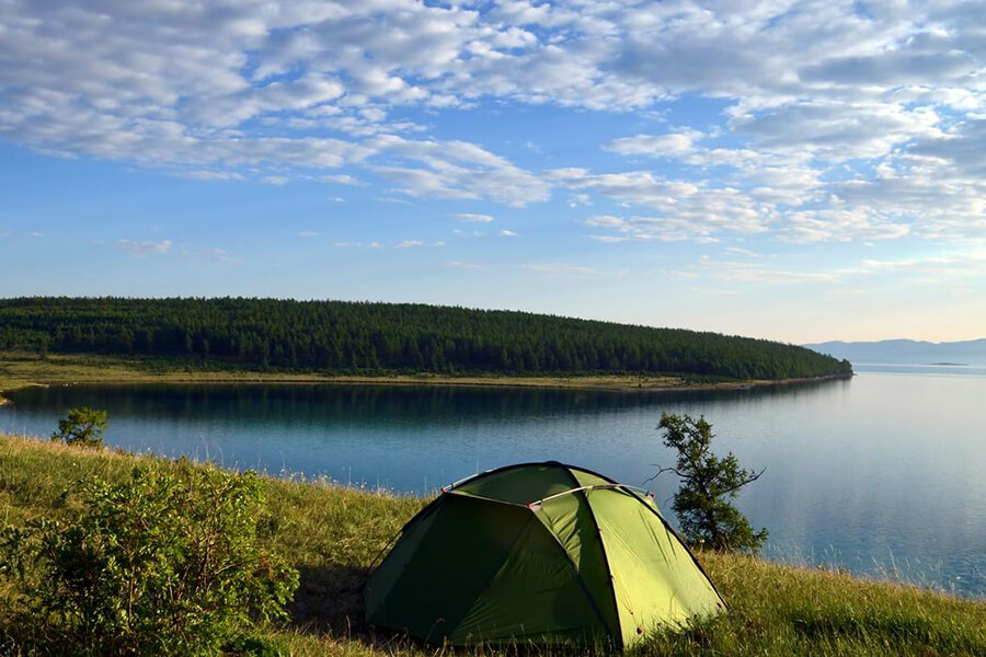 Cắm trại bên hồ Khovsgol Mông Cổ
