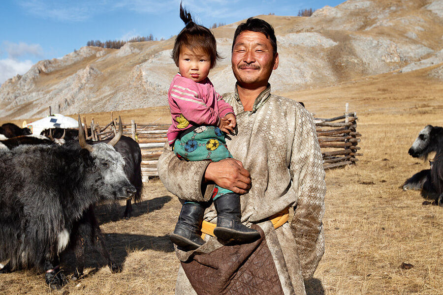 Cuộc Sống Và Con Người Mông Cổ
