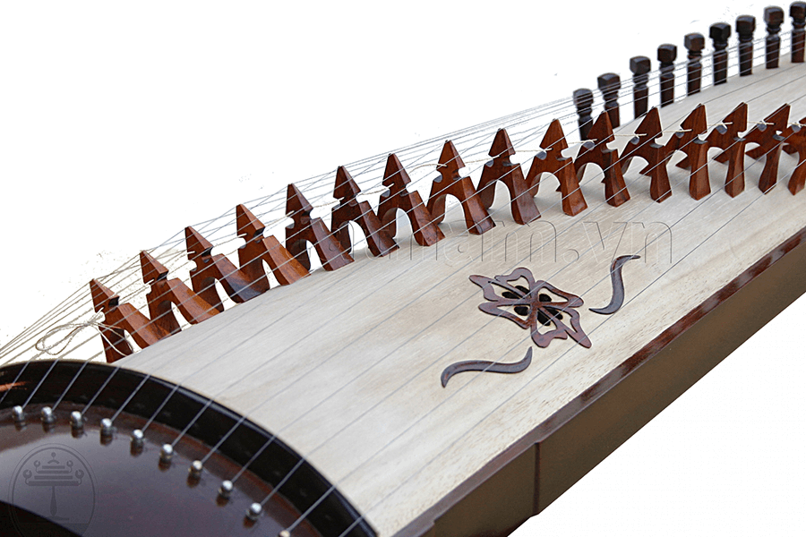 Đàn tam thập lục hộp - nhạc cụ có 13 dây