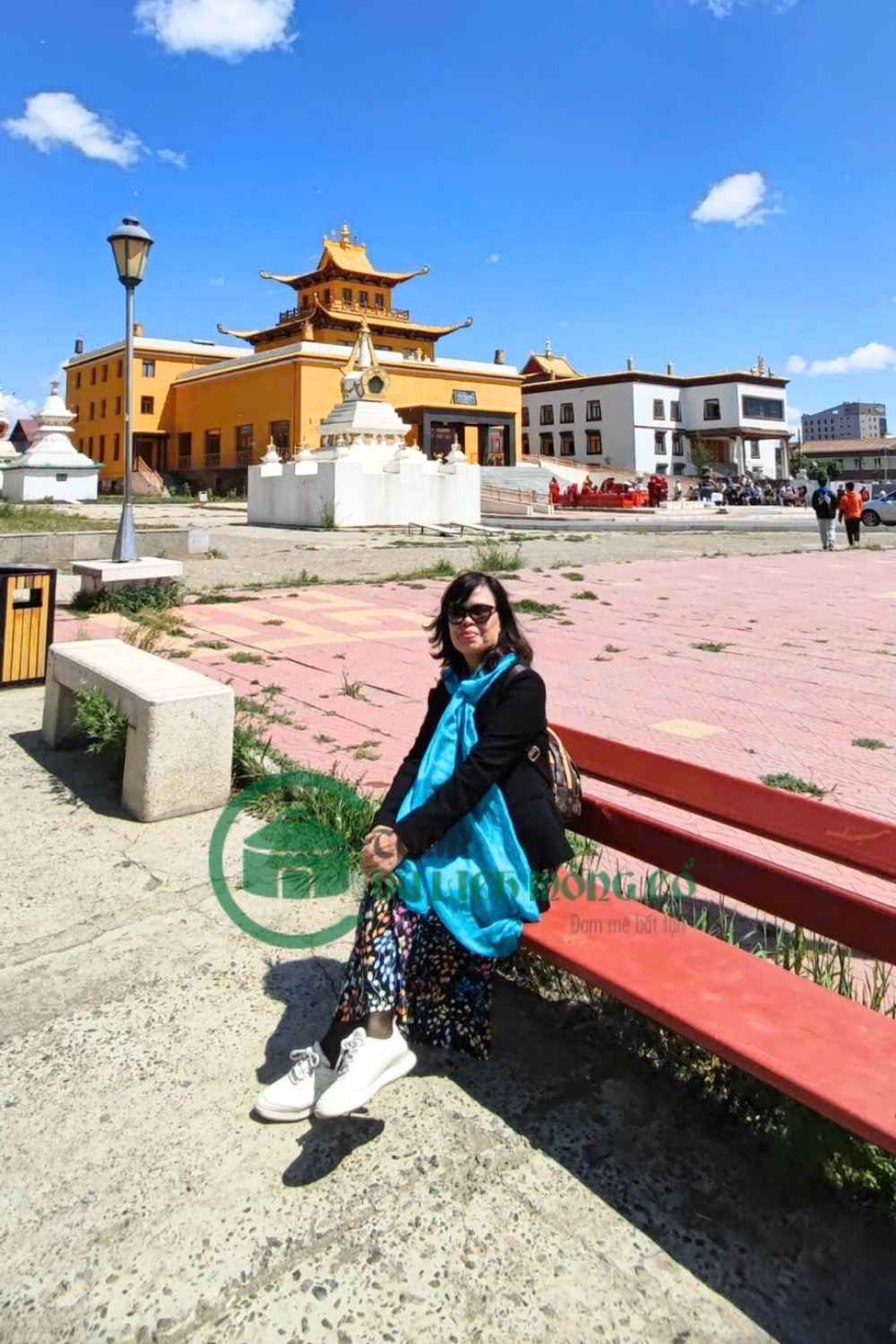 Du khách tại Tu viện Gandan Mông Cổ