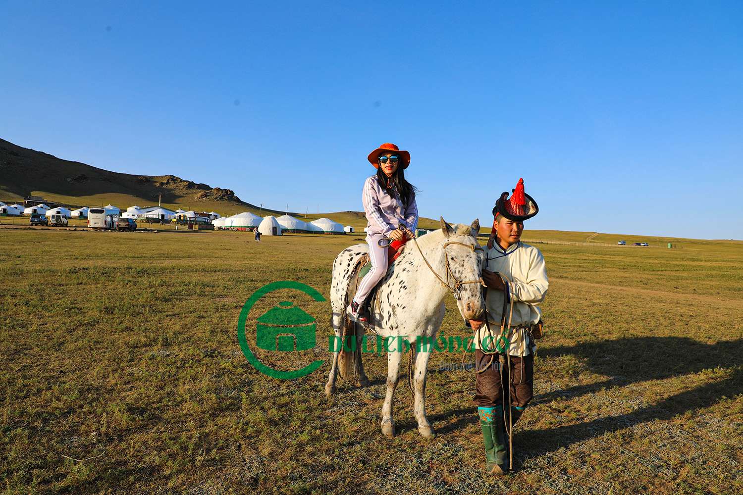 Giá tour du lịch Mông Cổ