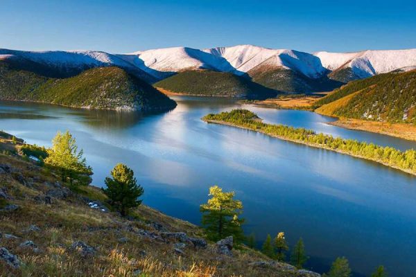 Hồ Ugii Mông Cổ