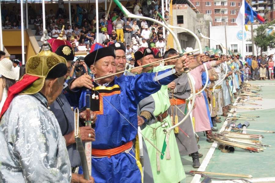 Lễ hội bắn cung Naadam