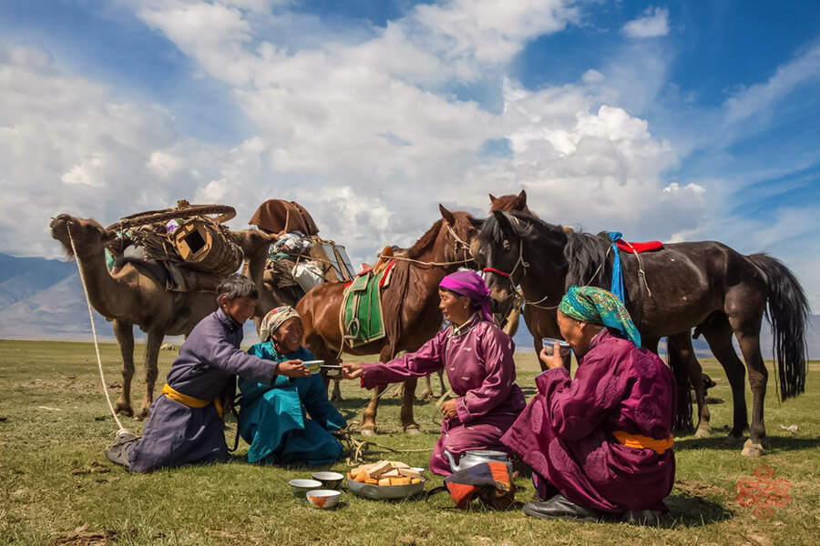 Lịch Sử & Văn Hóa Du Mục Của Người Mông Cổ