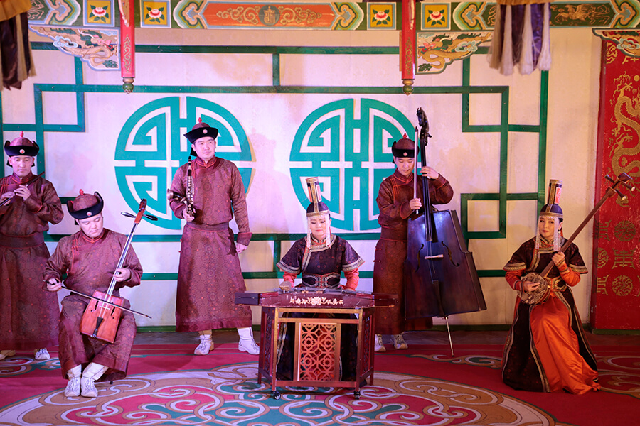 Nét Đặc Trưng Truyền Thống Mông Cổ - Ẩm Thực, Lễ Hội, Trang Phục & Văn Hóa Mông Cổ