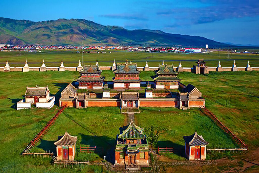 Tu viện Kharkhorin và Erdene Zuu - Viên Ngọc Qúy Của Kiến Trúc Mông Cổ