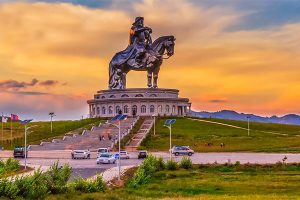 Tượng Chinggis Khaan- Bức tượng cưỡi ngựa khổng lồ nhất thế giới